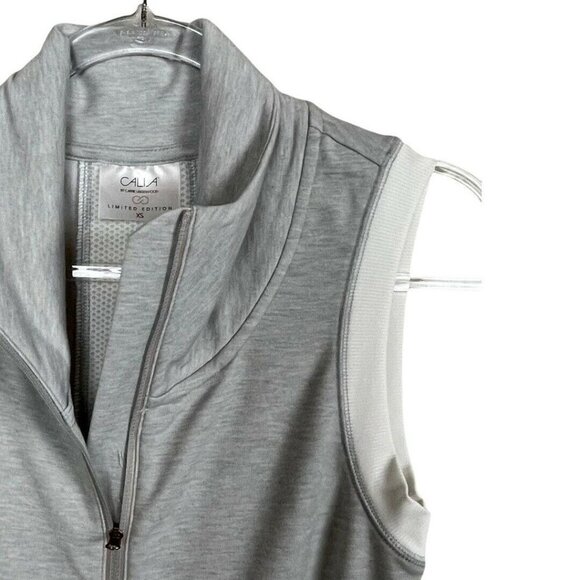 Calia‎ Carrie Underwood Limited Edition Bahia Vest - Picture 2 of 7
